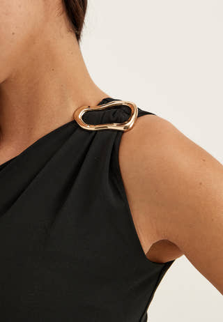 One shoulder dress
