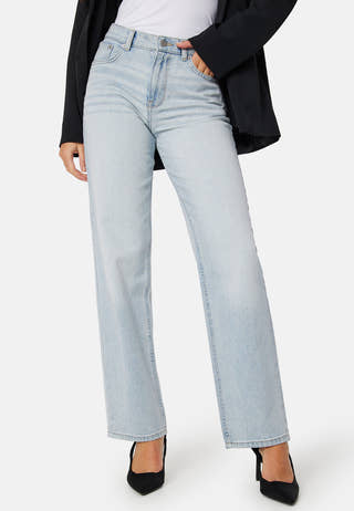 Wide Straight Jeans