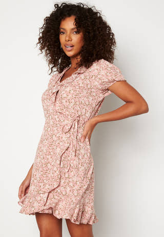 Patrinia wrap dress
