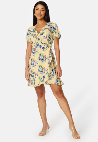 Patrinia wrap dress