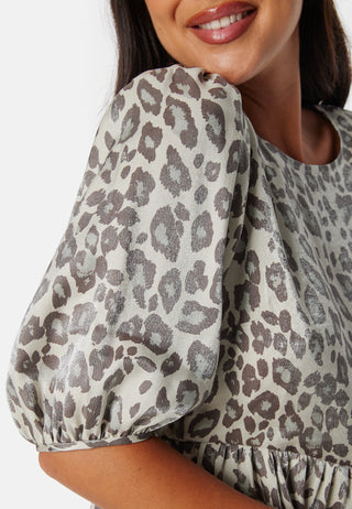 Round Neck Puff Sleeve Blouse