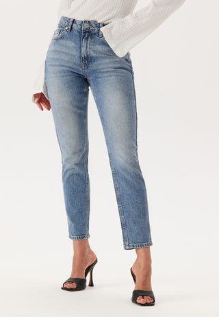 Slim Ankle Jeans