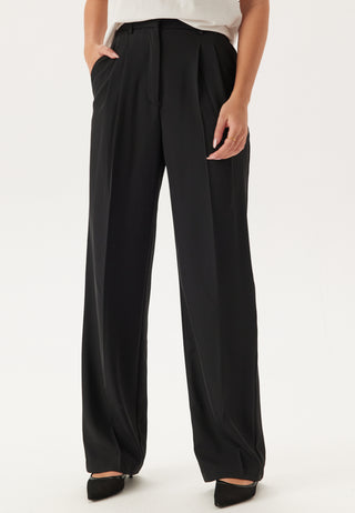 Straight Leg Pleated Suit Pants