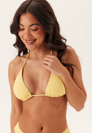 bubbleroom-triangle-broderie-anglaise-bikini-top_1
