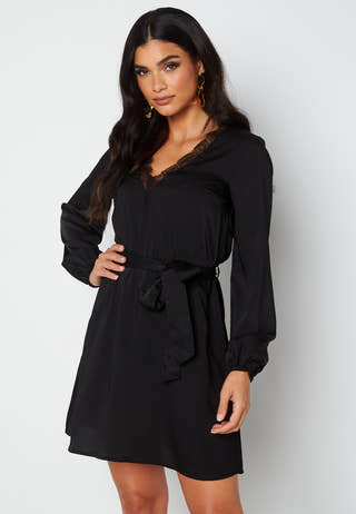 Vallie lace dress