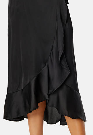 Villima satin skirt