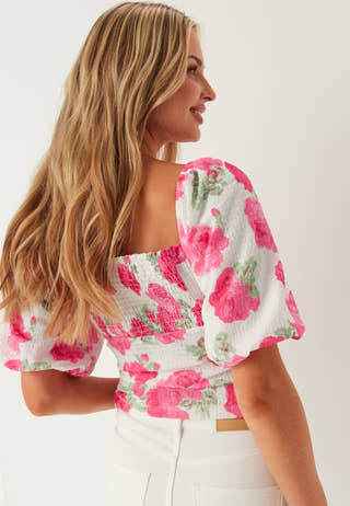 Volume Sleeve Top
