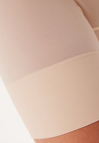 Essensual Mid Waisted Shorts