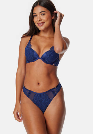 Lyra Light Padded Plunge