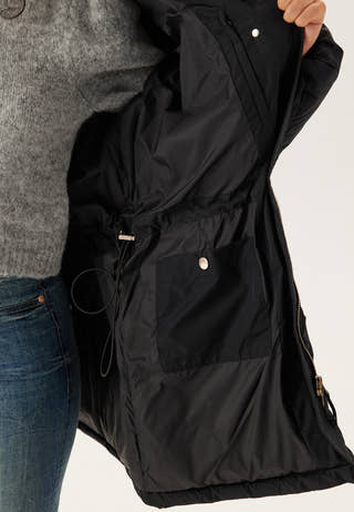 Active Cloud Coat