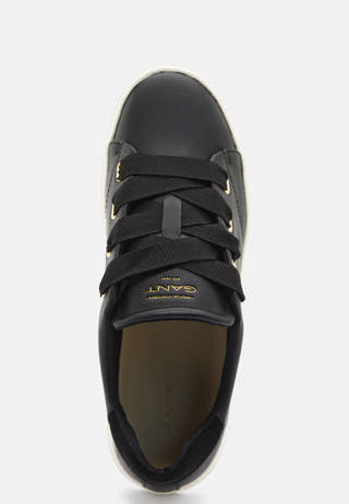 Avona Sneaker