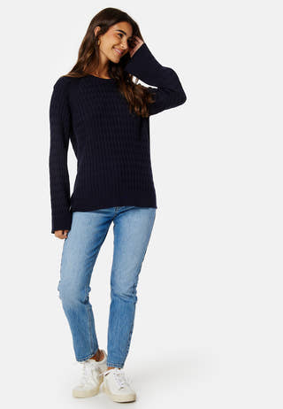 Cable Knit C-Neck