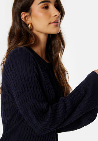 Cable Knit C-Neck