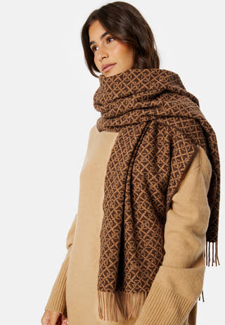G Pattern Scarf