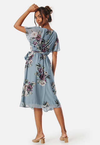 Flutter Floral Midi Dress