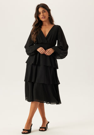 Long Sleeve Tiered Midi Dress