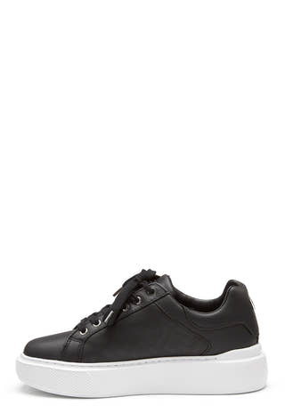 Ivee Sneakers