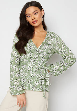Amanda puff sleeve wrap top