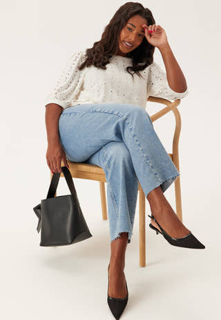 Broderie Anglaise Top