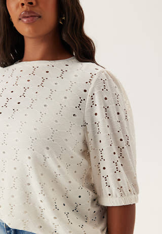 Broderie Anglaise Top