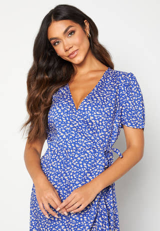 Evie puff sleeve wrap dress