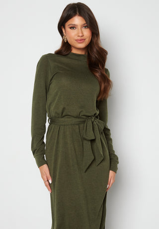Faith cosy midi dress