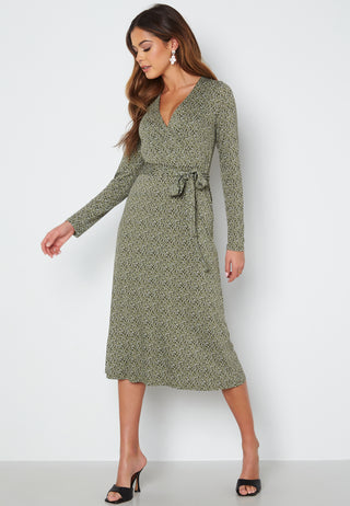 Katrine wrap dress