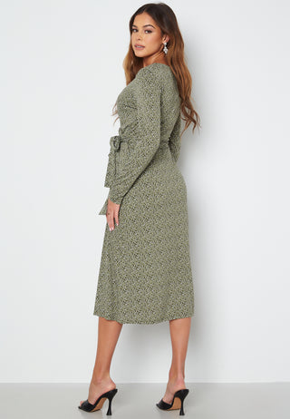 Katrine wrap dress