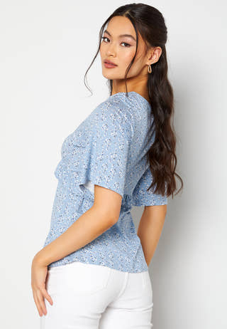 Kora flounce top