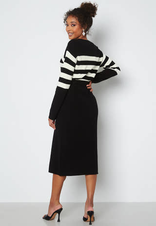 Striped O-neck  Knitted Dress