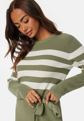 Striped O-neck  Knitted Dress