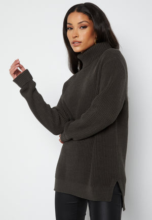 Lucy turtle neck sweater