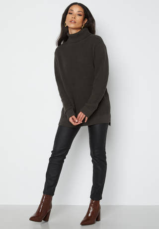 Lucy turtle neck sweater