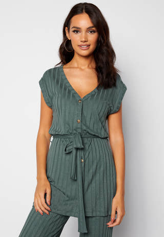 Mila vest top