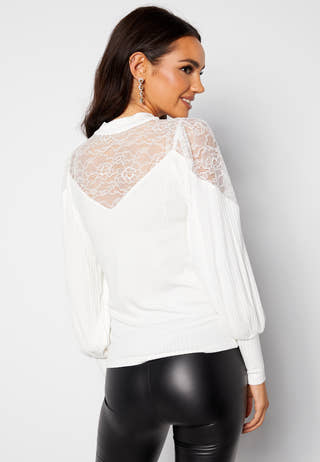 Nathalie lace puff top