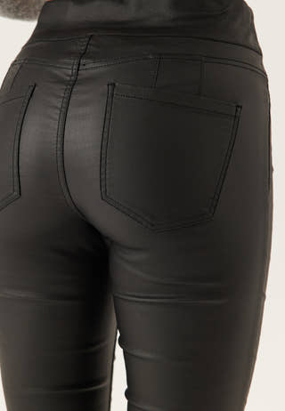 Push-up Coated Slim Trousers