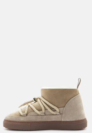 Classic Low Sneaker
