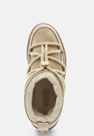 Classic Low Sneaker