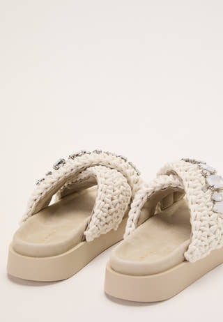 Slipper Woven Stones