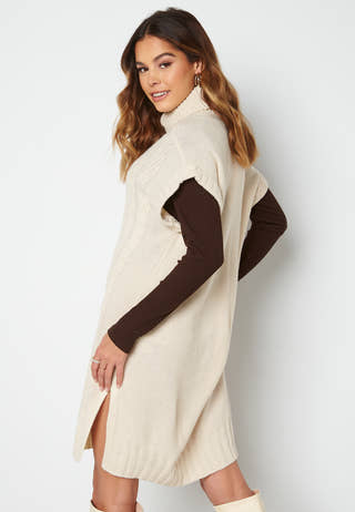 Fara Roll Neck Cable Vest
