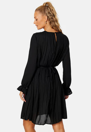 Thilda 3/4 Plisse Dress