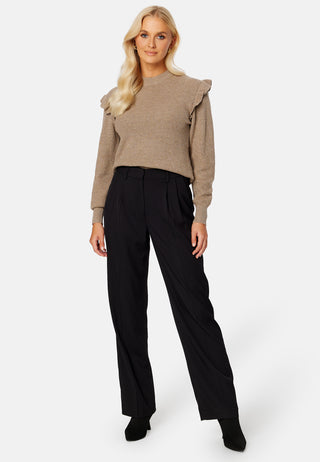 Malena L/S Ruffle Pullover