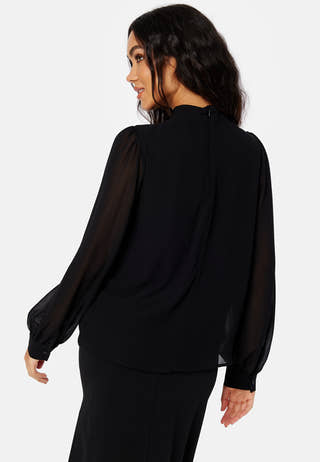 Mila L/S High Neck Top