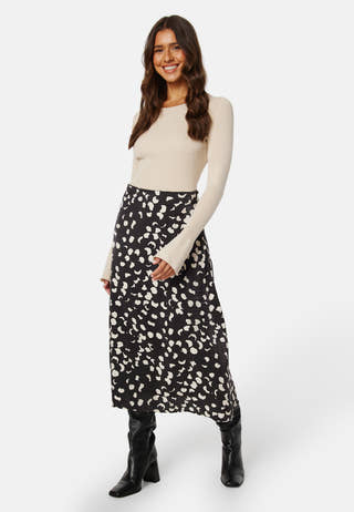Omika HW Skirt