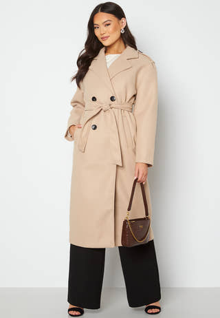 Emma Trenchcoat