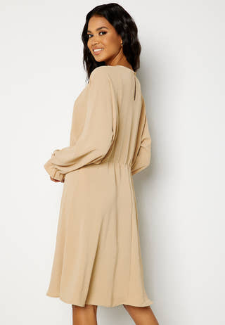 Mette Bat Sleeves Dress