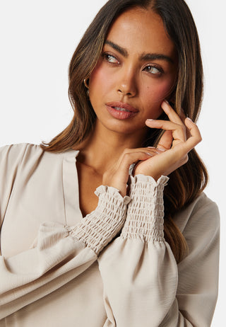 Onlmette V-Neck Smock Top