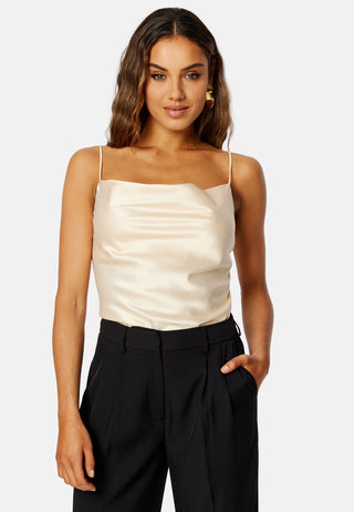 Mille Victoria Singlet