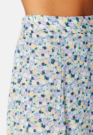 Nya HW Slit Midi Skirt