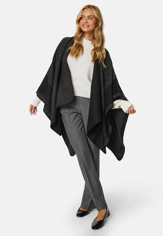 Verika Poncho